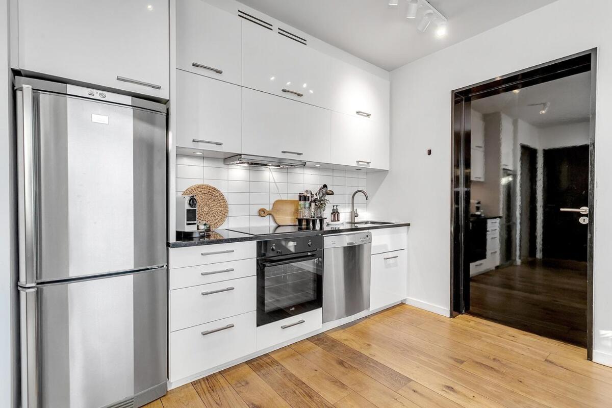 Apartment Spacious 3br Location Free Park Reykjavik
