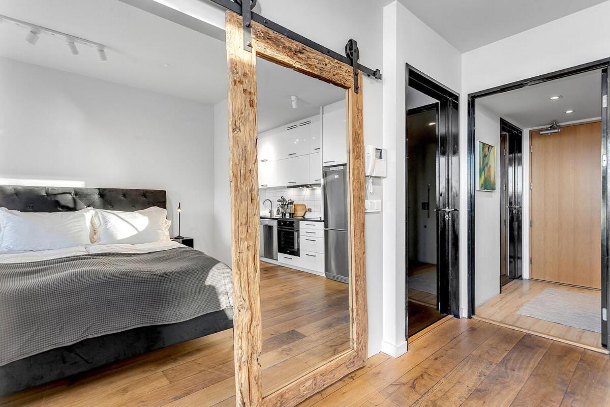 Spacious 3br Location Free Park Apartment