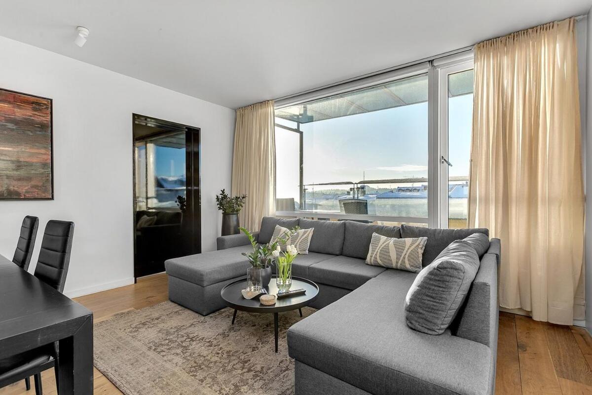Spacious 3br Location Free Park Apartment *